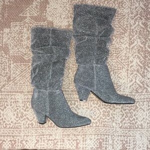 💗#FallPicks! Super dope 80s inspired Sparkly Boots